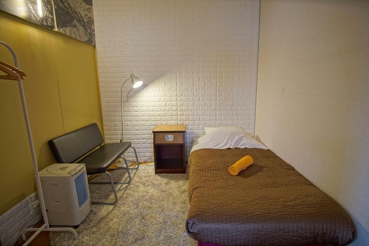 Hakuba Station Guesthouse En Bagian luar foto