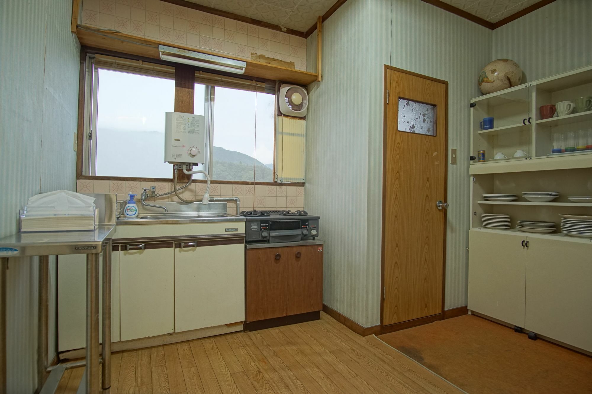 Hakuba Station Guesthouse En Bagian luar foto